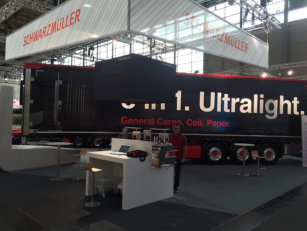 Mobile Stickeinheit auf der IAA Nfz-Hannover
