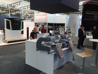 Mobile Stickeinheit auf der IAA Nfz Hannover